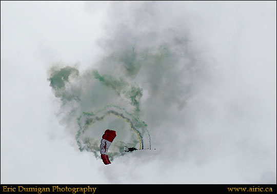 borden2012690241